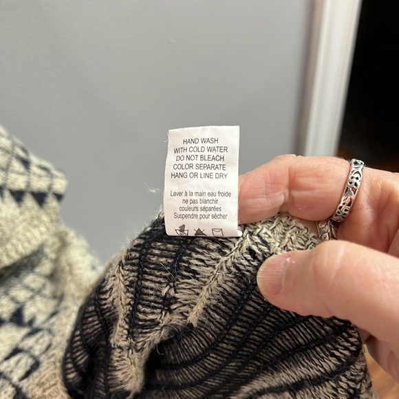 DREAMERS Oversized Knit Tribal Poncho M L - Picture 6 of 9